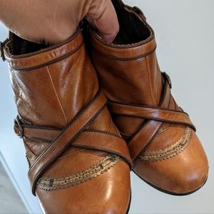 Anthropologie Bobbi Blu heals, size 8